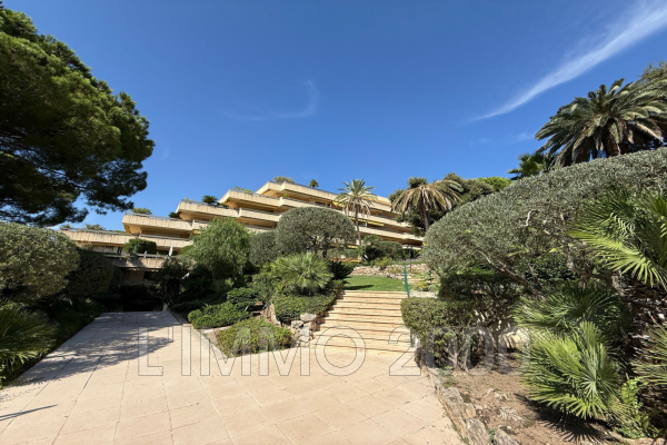 Appartement de luxe à louer à Juan-les-Pins, 1 600 €, Photo 1