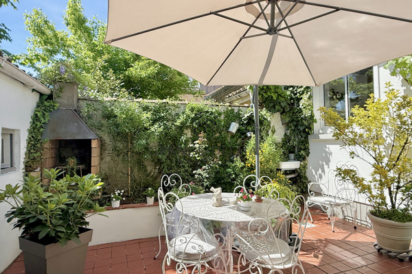 Maison de luxe à vendre à Bordeaux, 630 000 €, Photo 1