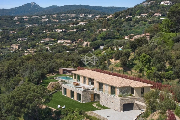 Luxury House for sale in Grimaud, 7 400 000 €, Photo 2