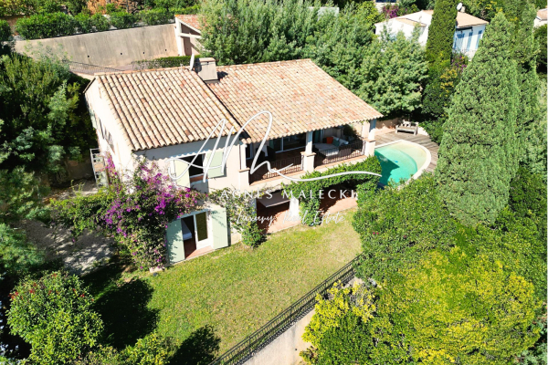 Maison de luxe à vendre à Cavalaire-sur-Mer, 1 837 500 €, Photo 1
