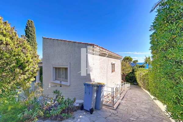 Maison de luxe à vendre à Saint-Raphaël, 799 000 €, Photo 4