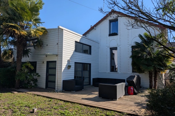 Maison de luxe à louer à Enghien-les-Bains, 2 950 €, Photo 1