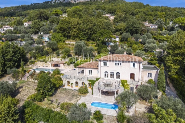 Luxury House for sale in Châteauneuf-Grasse, 3 500 000 €, Photo 1
