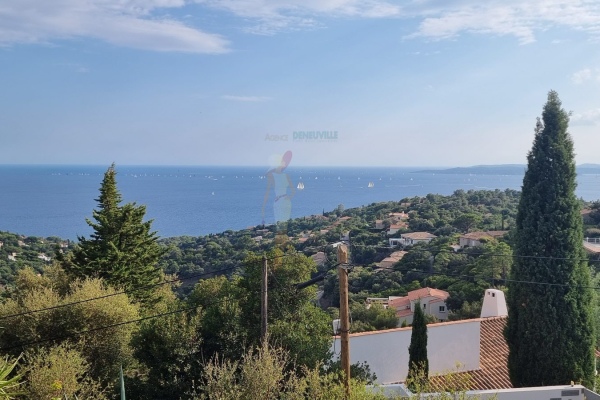 Maison de luxe à vendre à Les Issambres, 1 290 000 €, Photo 1