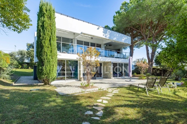 Luxury House for sale in Biot, 1 350 000 €, Photo 1