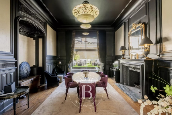Luxury House for sale in Bordeaux, 2 990 000 €