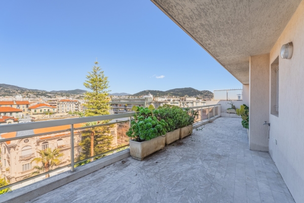 Luxury Apartment for sale in Nice, 960 000 €
