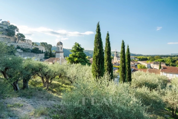 Maison de luxe à vendre à Boulbon, 740 000 €, Photo 2