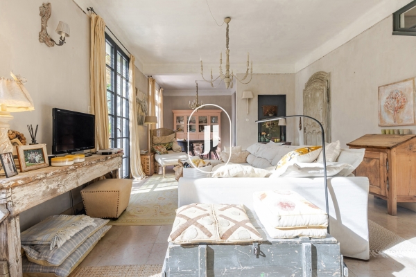 Maison de luxe à vendre à Oppède, 1 470 000 €, Photo 3