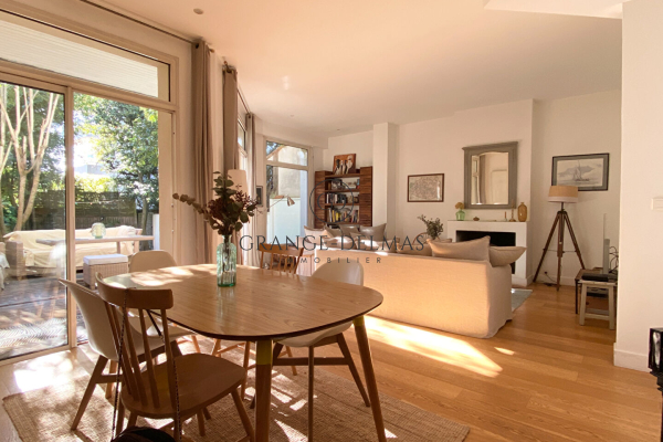 Maison de luxe à vendre à Bordeaux, 882 000 €, Photo 1