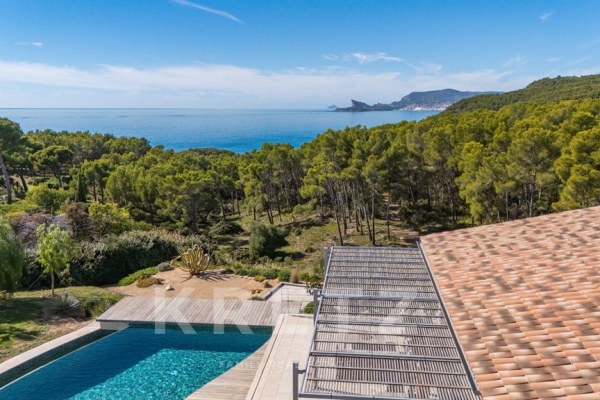Luxury House for sale in Saint-Cyr-sur-Mer, 2 995 000 €, Photo 1
