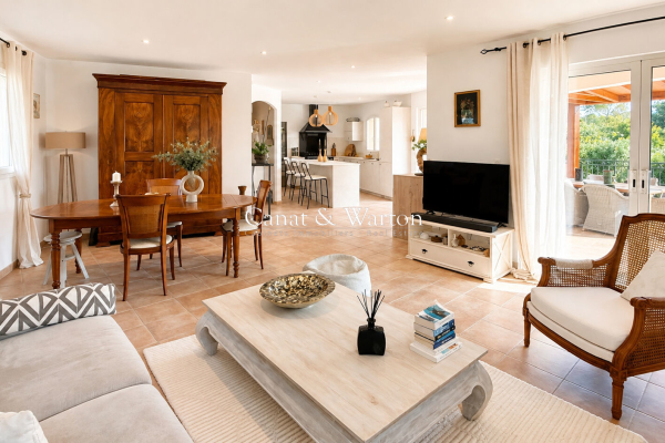 Maison de luxe à vendre à Saint-Raphaël, 997 500 €, Photo 2