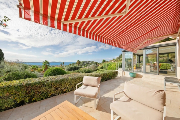 Luxury House for sale in Carqueiranne, 2 200 000 €, Photo 2