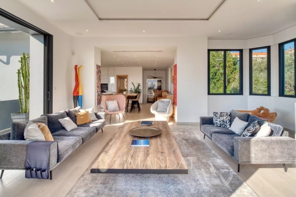 Luxury House for sale in Cannes, 1 750 000 €, Photo 2