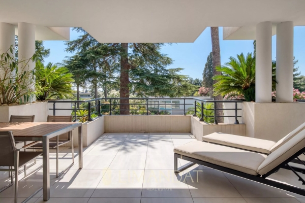 Appartement de luxe à vendre à Cannes, 1 800 000 €, Photo 2