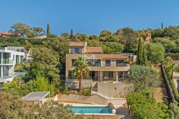 Luxury House for sale in Les Issambres, 1 790 000 €, Photo 4