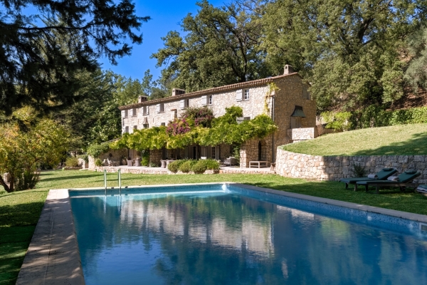 Luxury House for sale in Châteauneuf-Grasse, 4 850 000 €, Photo 1