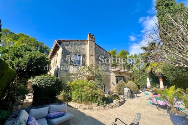 Maison de luxe à vendre à Boulbon, 1 500 000 €, Photo 2