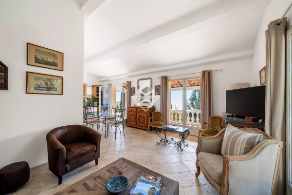 Maison de luxe à vendre à Agay, 925 000 €, Photo 5