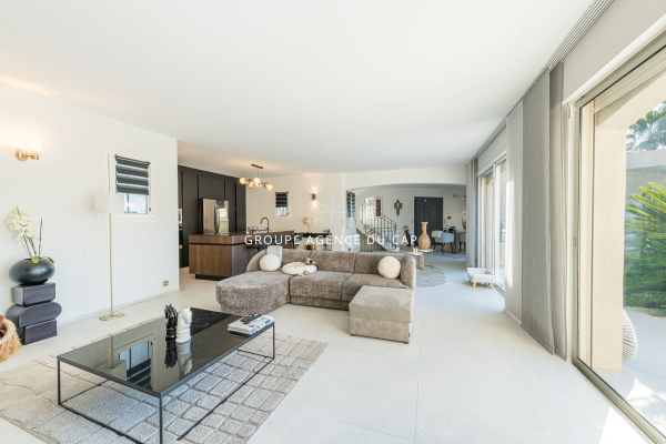 Luxury House for sale in Saint-Raphaël, 1 890 000 €, Photo 7