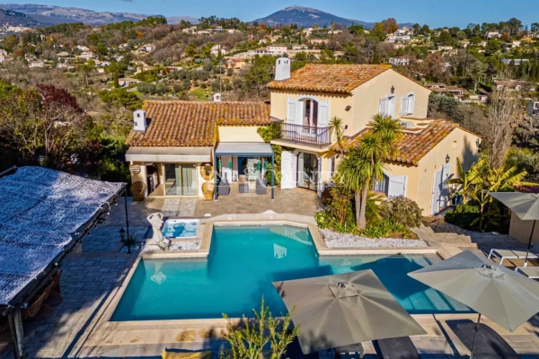 Maison de luxe à vendre à Valbonne, 1 790 000 €, Photo 1