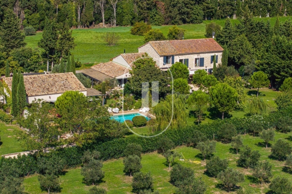 Maison de luxe à vendre à Châteaurenard, 1 890 000 €, Photo 1