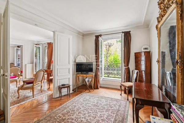 Luxury Apartment for sale in Neuilly-sur-Seine, 1 313 000 €, Photo 5