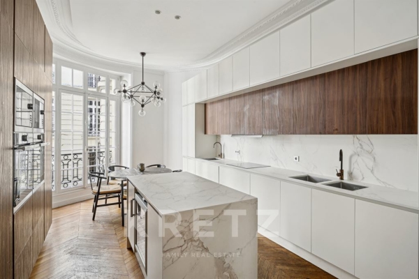 Luxury Apartment for sale in Paris 17ème, 1 980 000 €, Photo 2