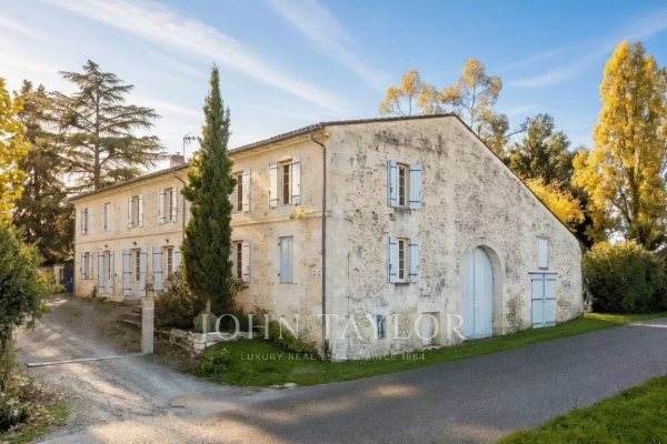 Maison de luxe à vendre à Créon, 580 000 €, Photo 1