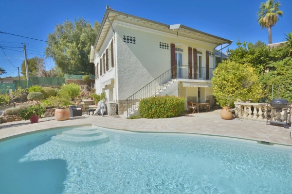 Maison de luxe à vendre à Cannes, 1 095 000 €, Photo 3