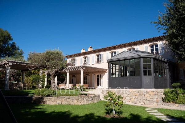 Luxury House for sale in Grimaud, 2 800 000 €, Photo 1