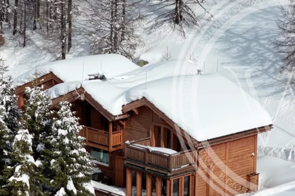 Luxury House for sale in Isola, 3 500 000 €, Photo 1