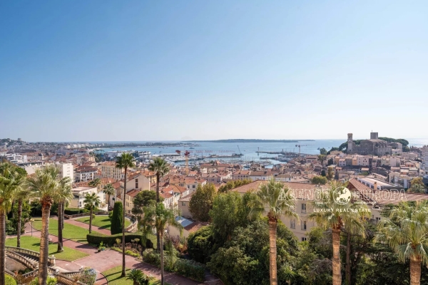 Luxury Apartment for sale in Cannes, 1 090 000 €, Photo 1