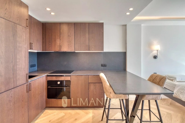 Luxury Apartment for sale in Cannes, 660 000 €, Photo 1