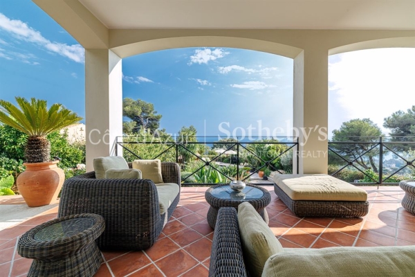 Maison de luxe à vendre à La Turbie, 3 390 000 €, Photo 1