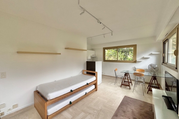 Luxury Apartment for sale in Roquebrune-Cap-Martin, 252 000 €, Photo 2