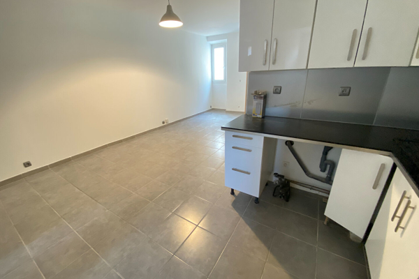 Appartement de luxe à vendre à Ollioules, 129 500 €, Photo 4