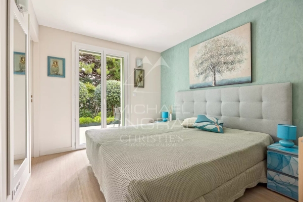 Maison de luxe à vendre à Antibes, 2 670 000 €, Photo 3