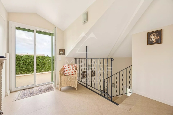 Maison de luxe à vendre à Antibes, 2 670 000 €, Photo 7