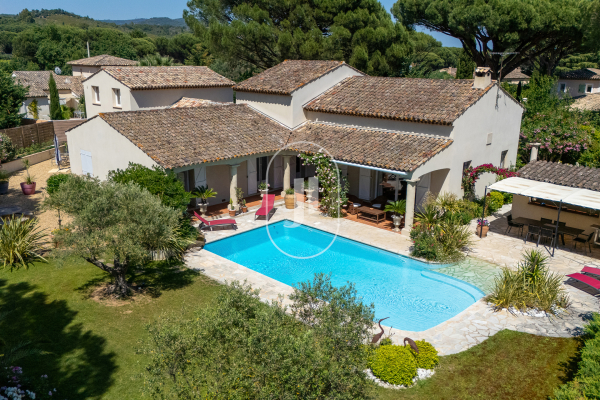 Maison de luxe à vendre à Cogolin, 2 120 000 €, Photo 1