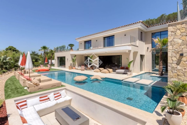 Maison de luxe à louer à Saint-Tropez, 65 000 €, Photo 1