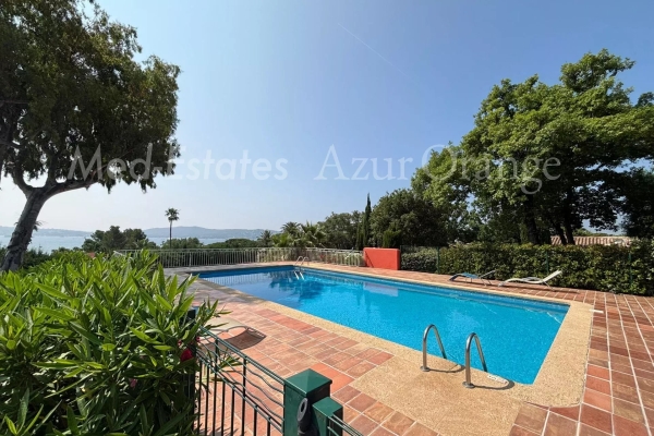 Luxury House for sale in Grimaud, 798 000 €, Photo 2