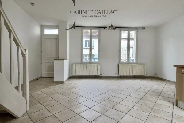 Maison de luxe à vendre à Saintes, 191 700 €, Photo 3