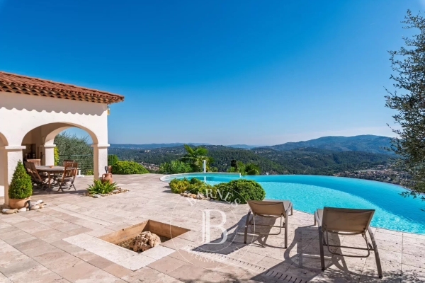 Maison de luxe à vendre à Le Tignet, 1 450 000 €, Photo 1