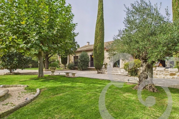 Maison de luxe à vendre à Mollégès, 1 590 000 €, Photo 1