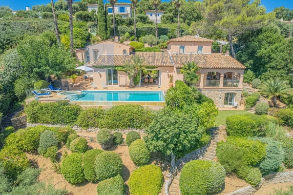 Luxury House for sale in Grimaud, 2 495 000 €, Photo 1