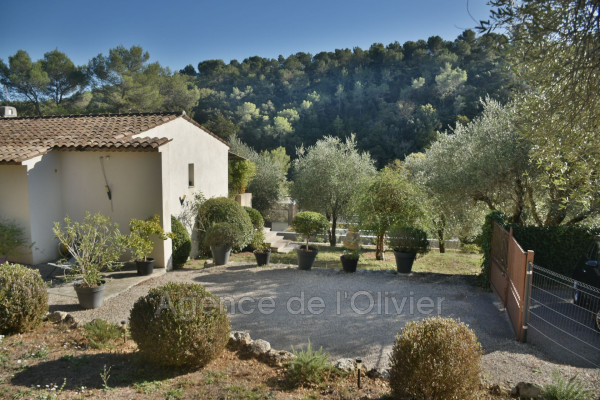 Luxury House for sale in Valbonne, 1 050 000 €