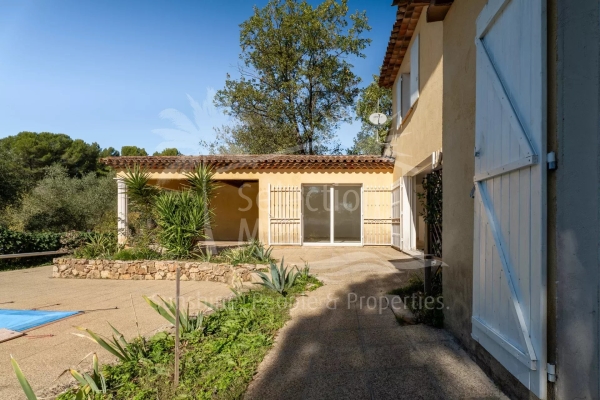 Maison de luxe à vendre à Grasse, 1 150 000 €, Photo 2