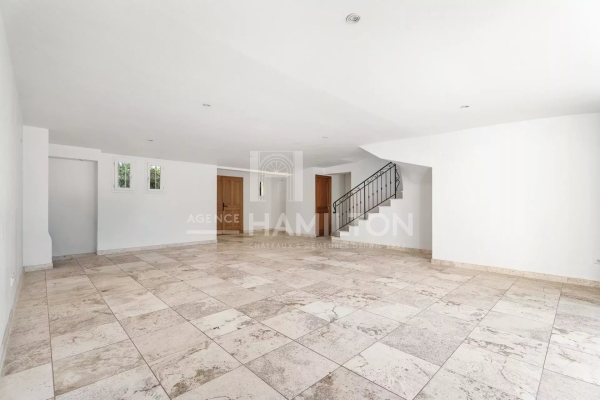 Luxury House for sale in Grasse, 1 090 000 €, Photo 4