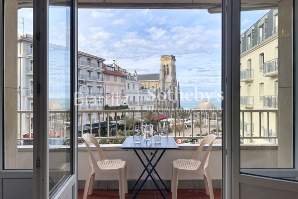 Luxury Apartment for sale in Biarritz, 1 100 000 €, Photo 1